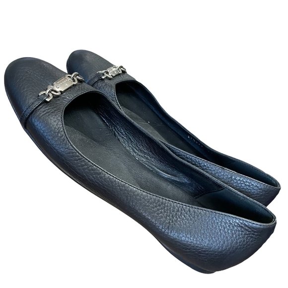 Gucci Black Leather Flats with Silver Tone Logo Plate Size 37.5 - Picture 2 of 12